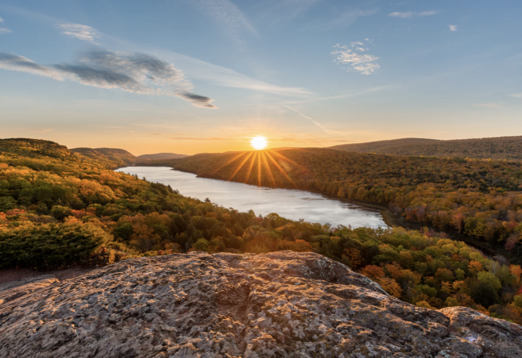 Go EVerywhere - Best Electric Scenic Drives to See Fall Foliage