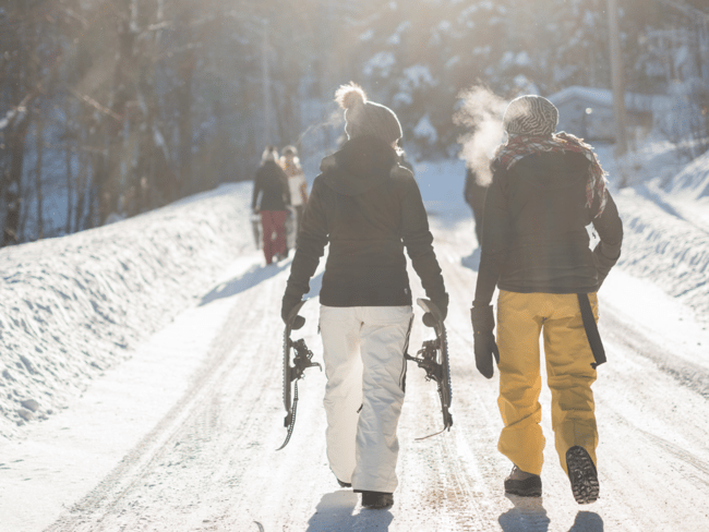 Chargehub-ski-resorts-accessible-by-EV-–-Crabbe-Mountain-New-Brunswick-1024x769-1