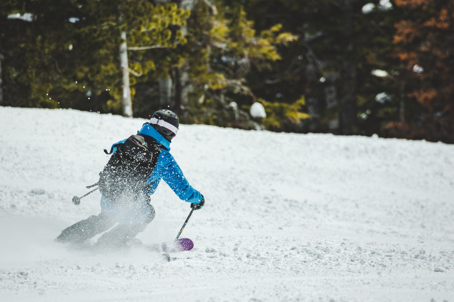 Chargehub-ski-resorts-accessible-by-EV-–-Crabbe-Mountain-New-Brunswick-Canada-1-1536x1024