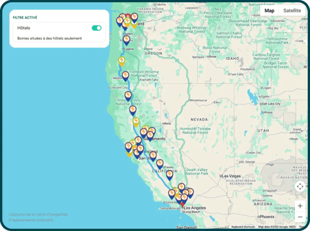 Carte ChargeHub, filtre hôtel activé, itinéraire Los Angeles–San Francisco–Portland avec hôtels équipés en évidence
